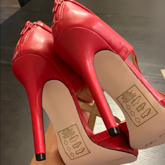 Signature by ShoeDazzle Aracely red heels pumps - Picture 11 of 15